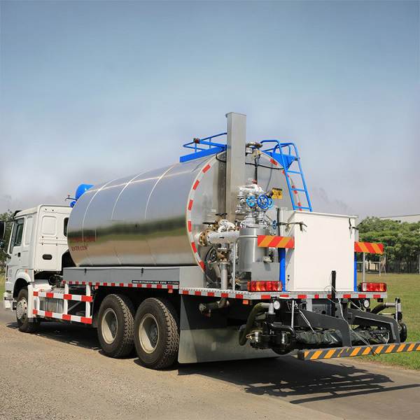 The correct way to maintain road construction machinery_1